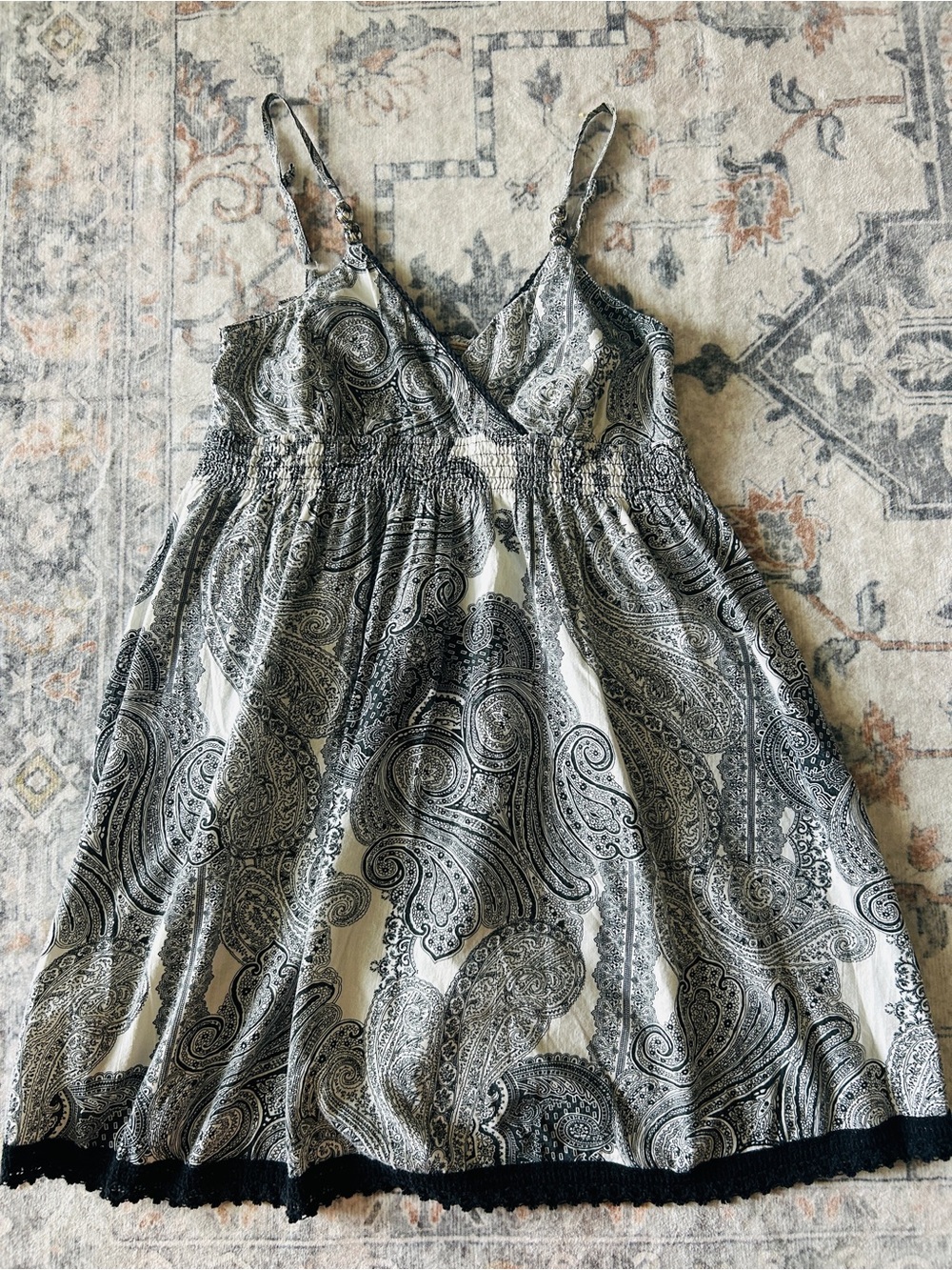 Y2K Women's Black & White Paisley Sundress -  V-Neck